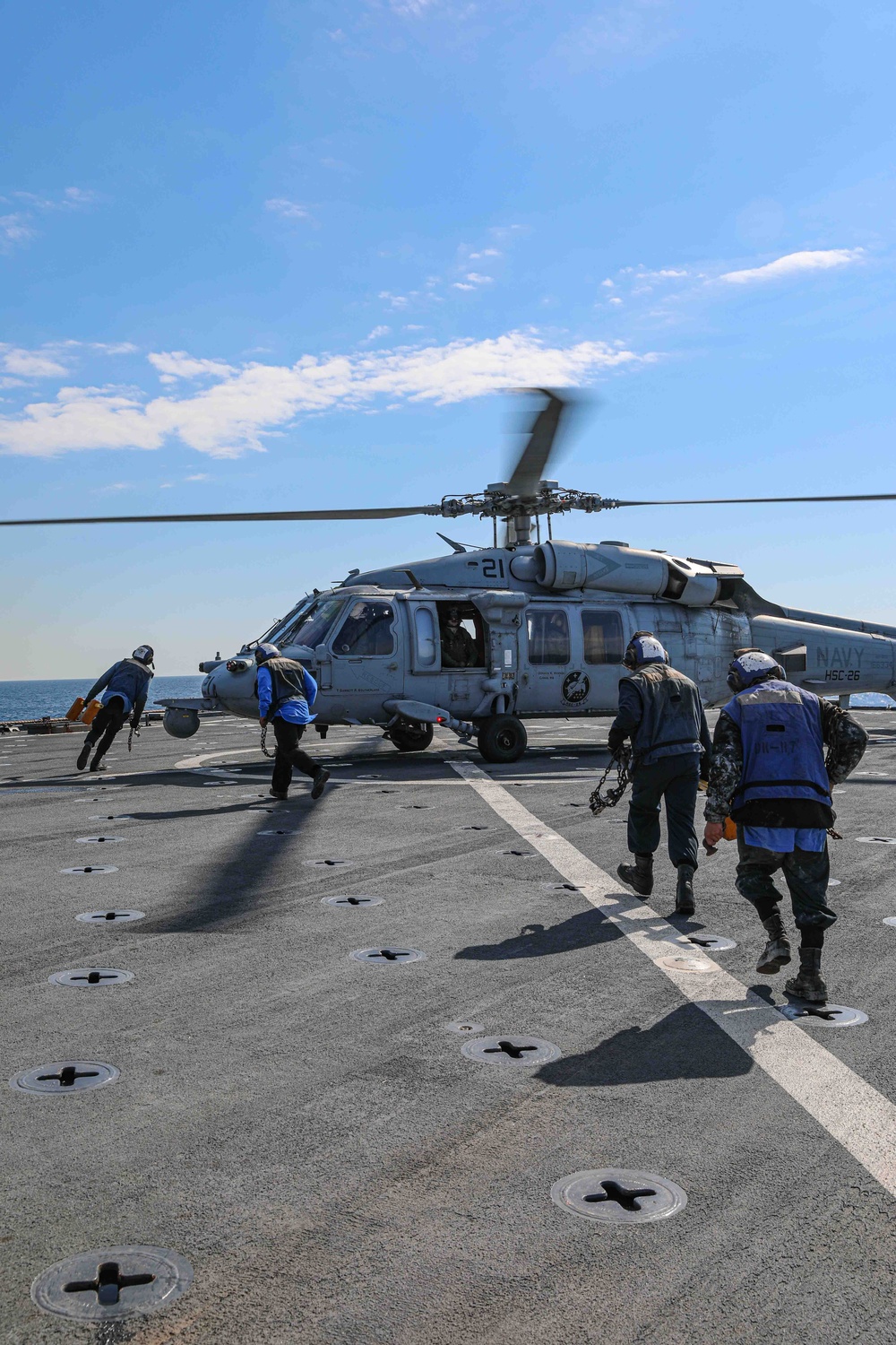 USS Carter Hall (LSD 50) Conducts Vertical Replenishment, Feb. 4, 2024