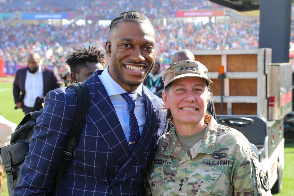 DVIDS Images U S Army Soldiers Recognized At 2024 NFL Pro Bowl   1000w Q95 