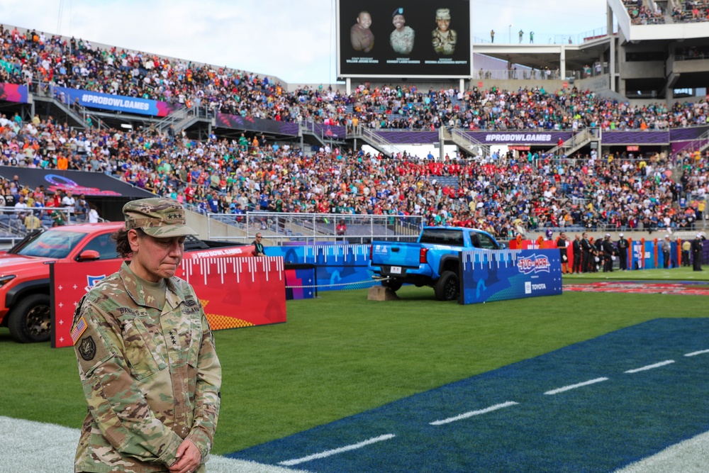 U.S. Army Soldiers Recognized at 2024 NFL Pro Bowl