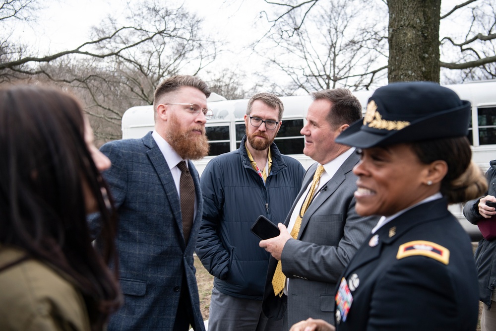 Members of the Washington Nationals Visit Arlington National Cemetery
