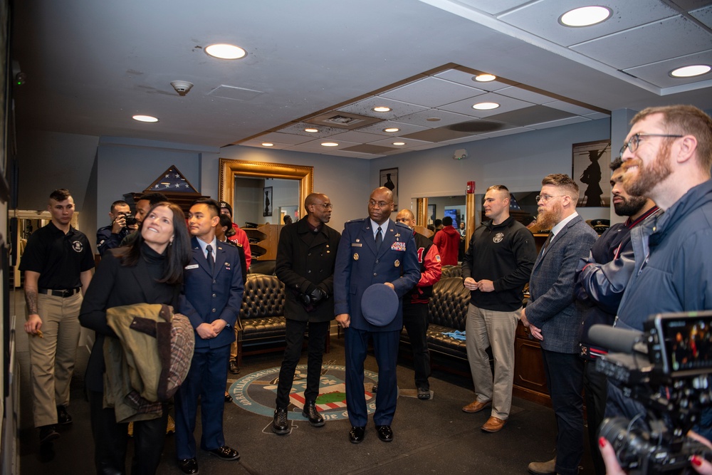 Members of the Washington Nationals Visit Arlington National Cemetery