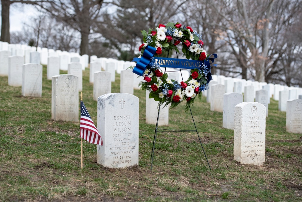 Members of the Washington Nationals Visit Arlington National Cemetery