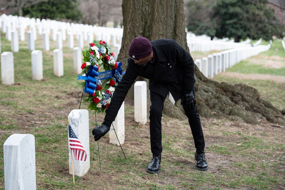 Members of the Washington Nationals Visit Arlington National Cemetery