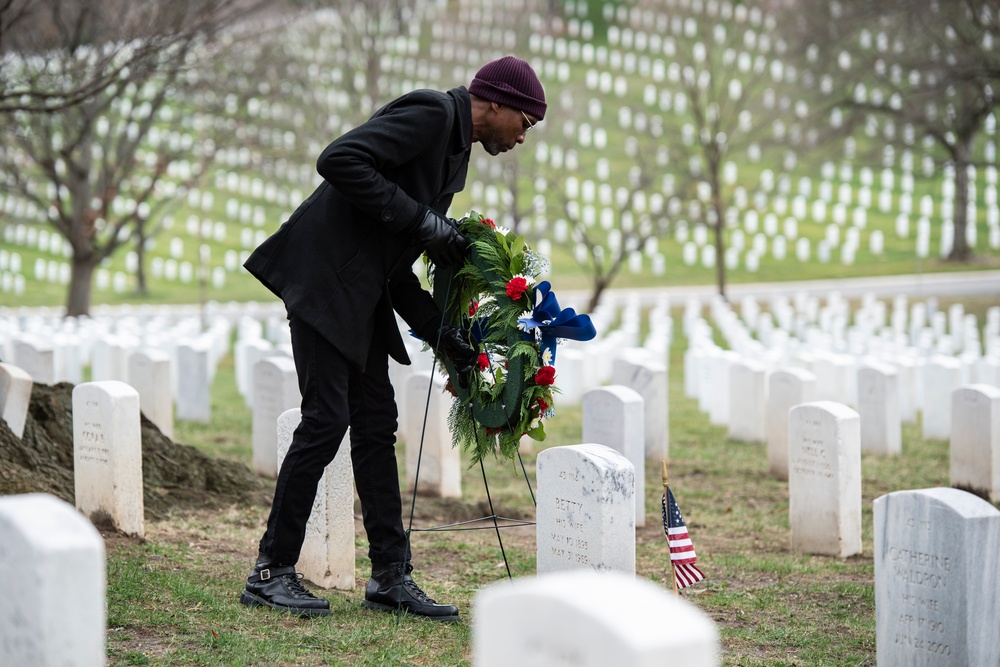 Members of the Washington Nationals Visit Arlington National Cemetery