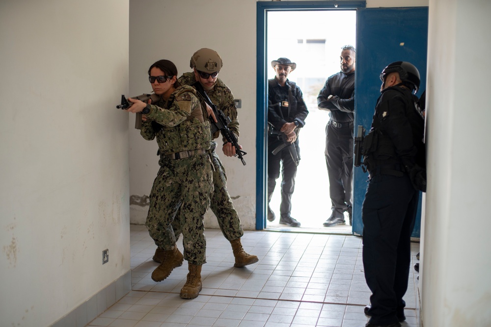 Coast Guard, Kuwait conduct VBSS training during Eager Defender 24