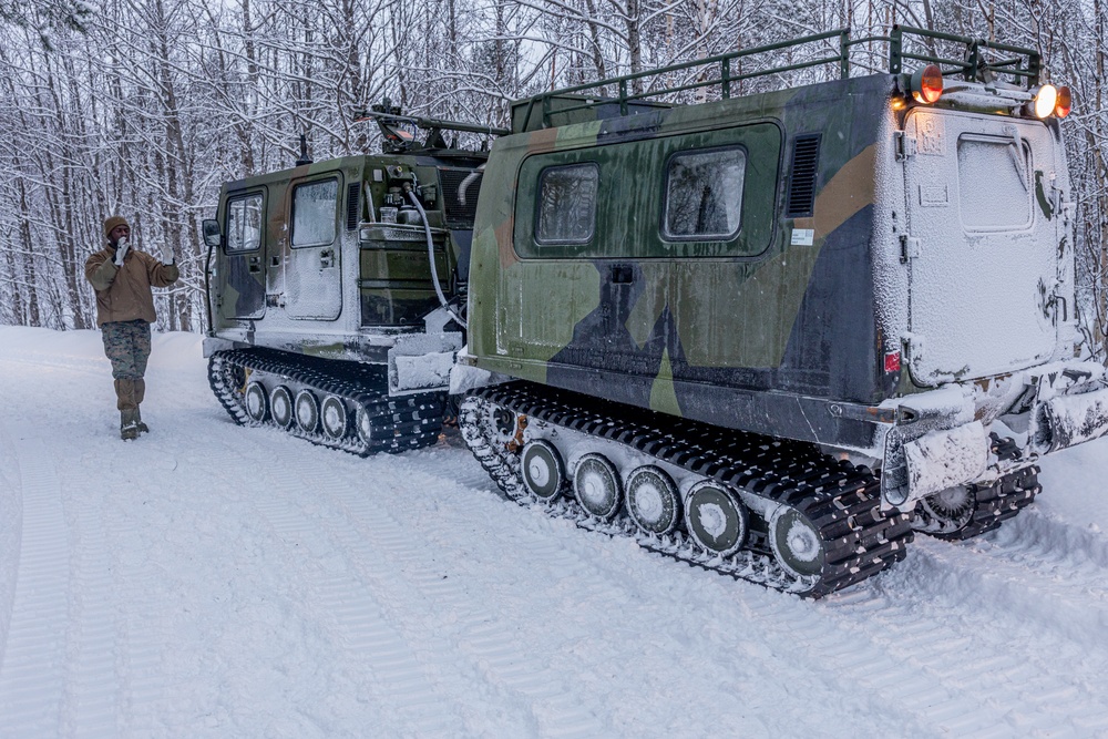 CLB-6 Participates in Polar Plunge as Part of Extreme Cold Weather Training Course