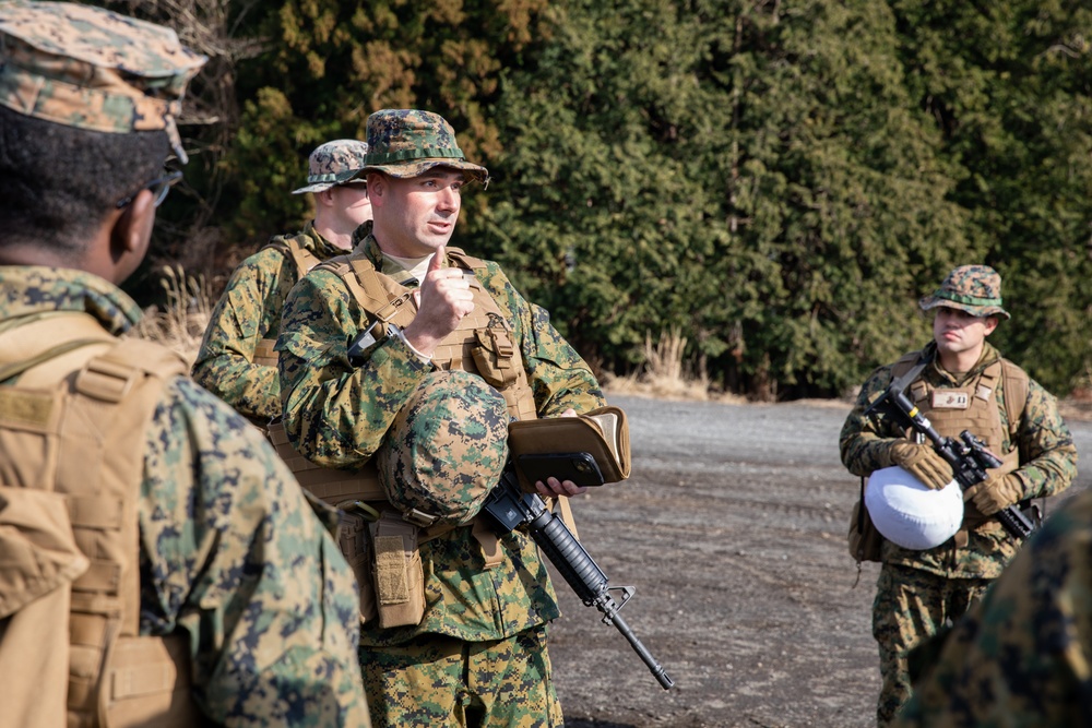 CLR-3 Conducts Battle Hand Off Drills