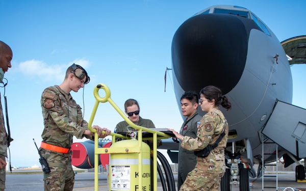 909th ARS refuels Navy P-8 Poseidon