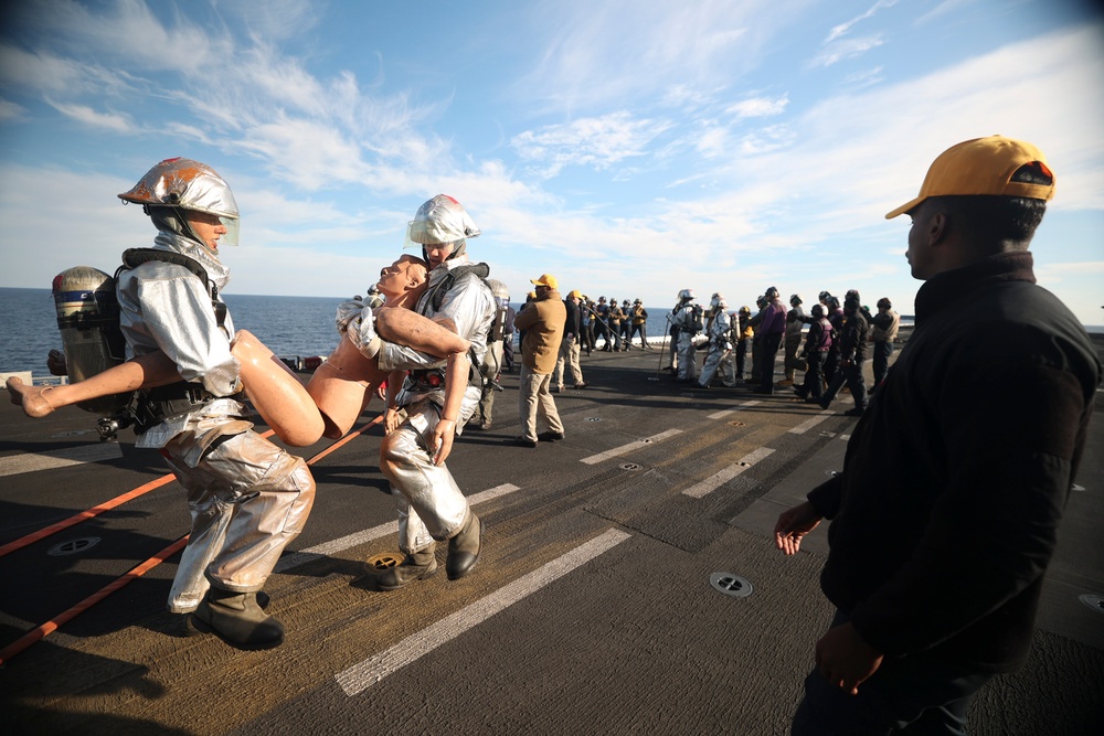 USS BATAAN AIR DEPARTMENT CONDUCTS FIRE DRILL