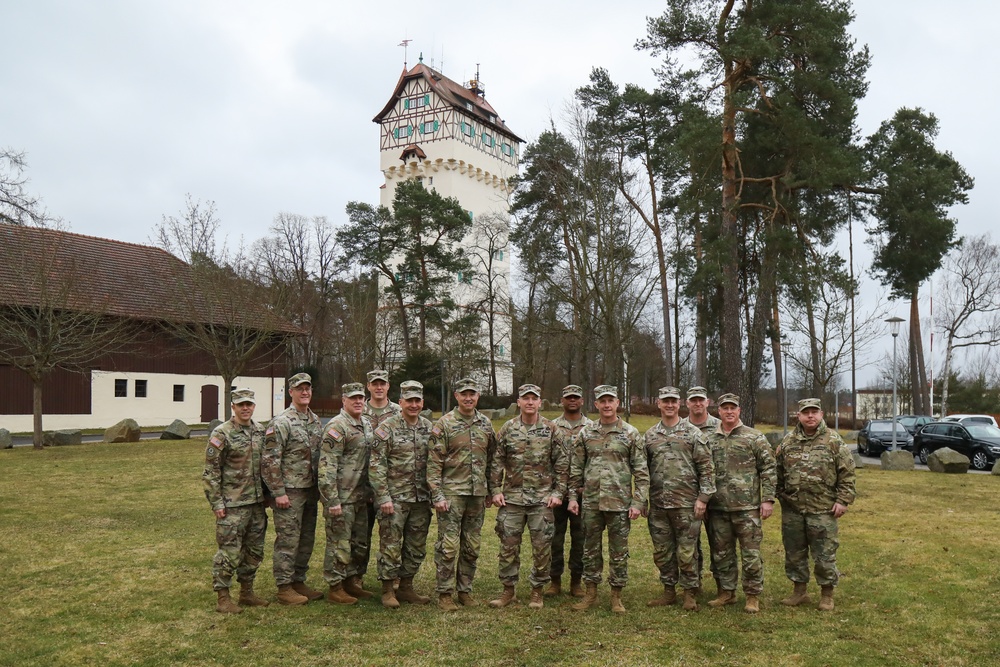 Maj. Gen. Buzzard visits Grafenwoehr