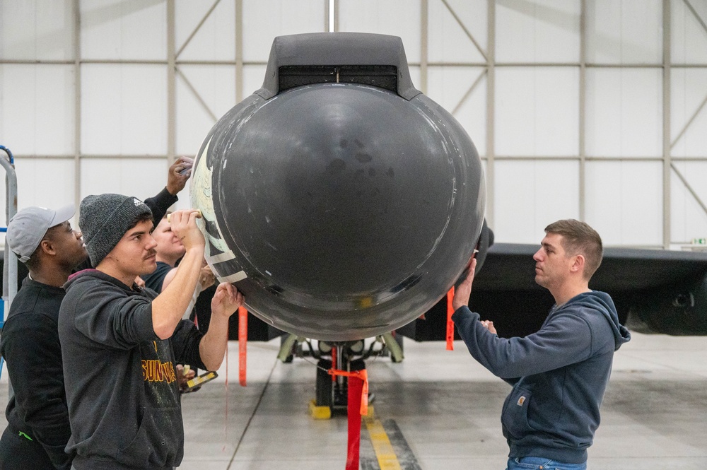 99th ERS Honors Fallen Members with a Memorial Flight