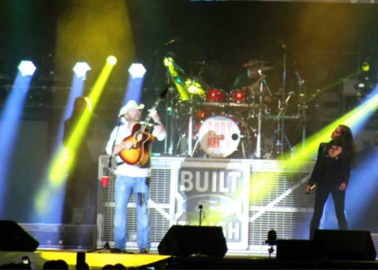 Artist Toby Keith plays at Fort McCoy