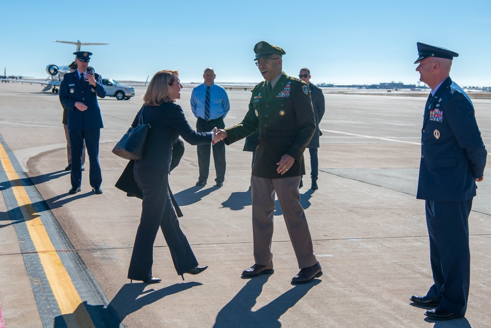 DSD Hicks Attends USNORTHCOM and NORAD CoC Ceremony