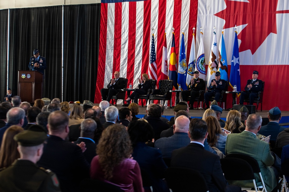 DSD Hicks Attends USNORTHCOM and NORAD CoC Ceremony