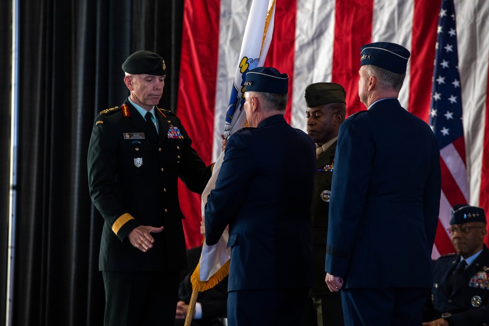 DSD Hicks Attends USNORTHCOM and NORAD CoC Ceremony