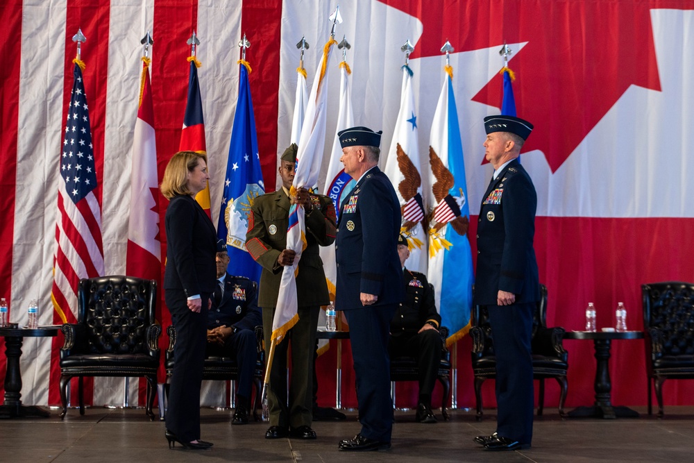 DSD Hicks Attends USNORTHCOM and NORAD CoC Ceremony