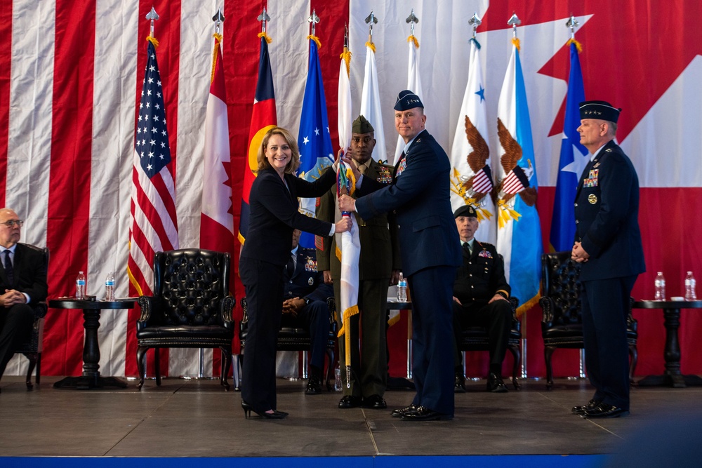 DSD Hicks Attends USNORTHCOM and NORAD CoC Ceremony