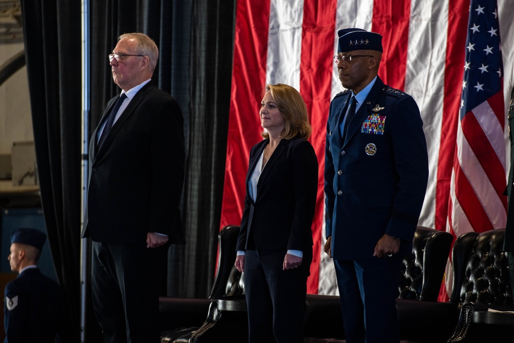 DSD Hicks Attends USNORTHCOM and NORAD CoC Ceremony