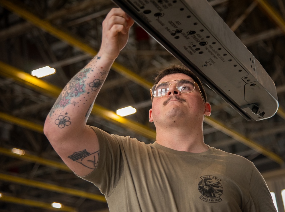 Q4 Weapons Load Competition