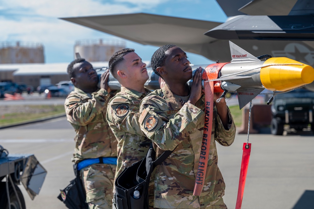 95th FGS holds first weapons load competition