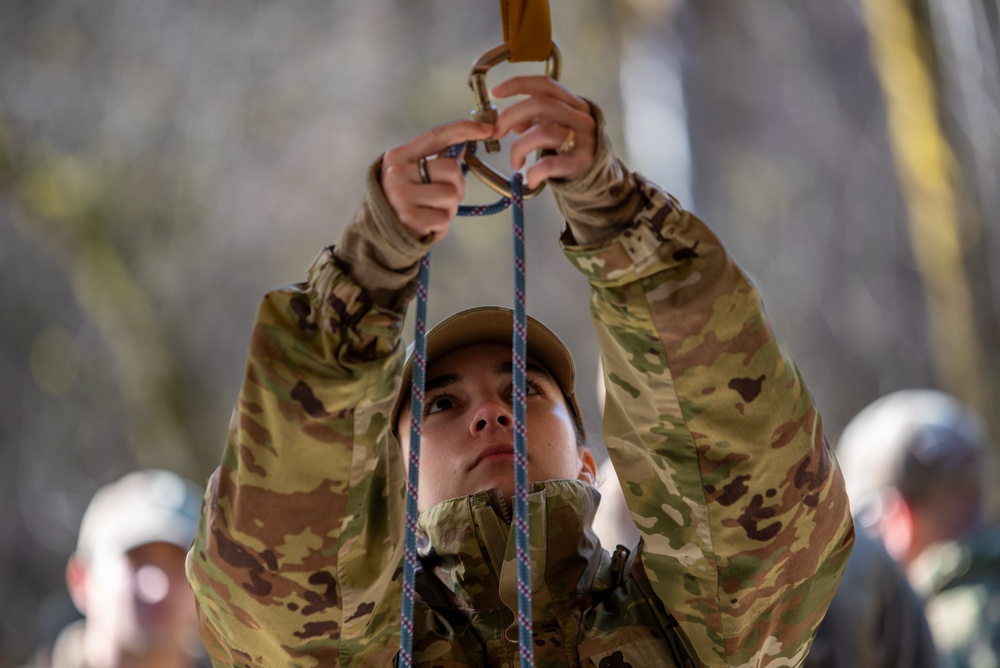 142nd Medical Group conducts survival training near Mt. Hood