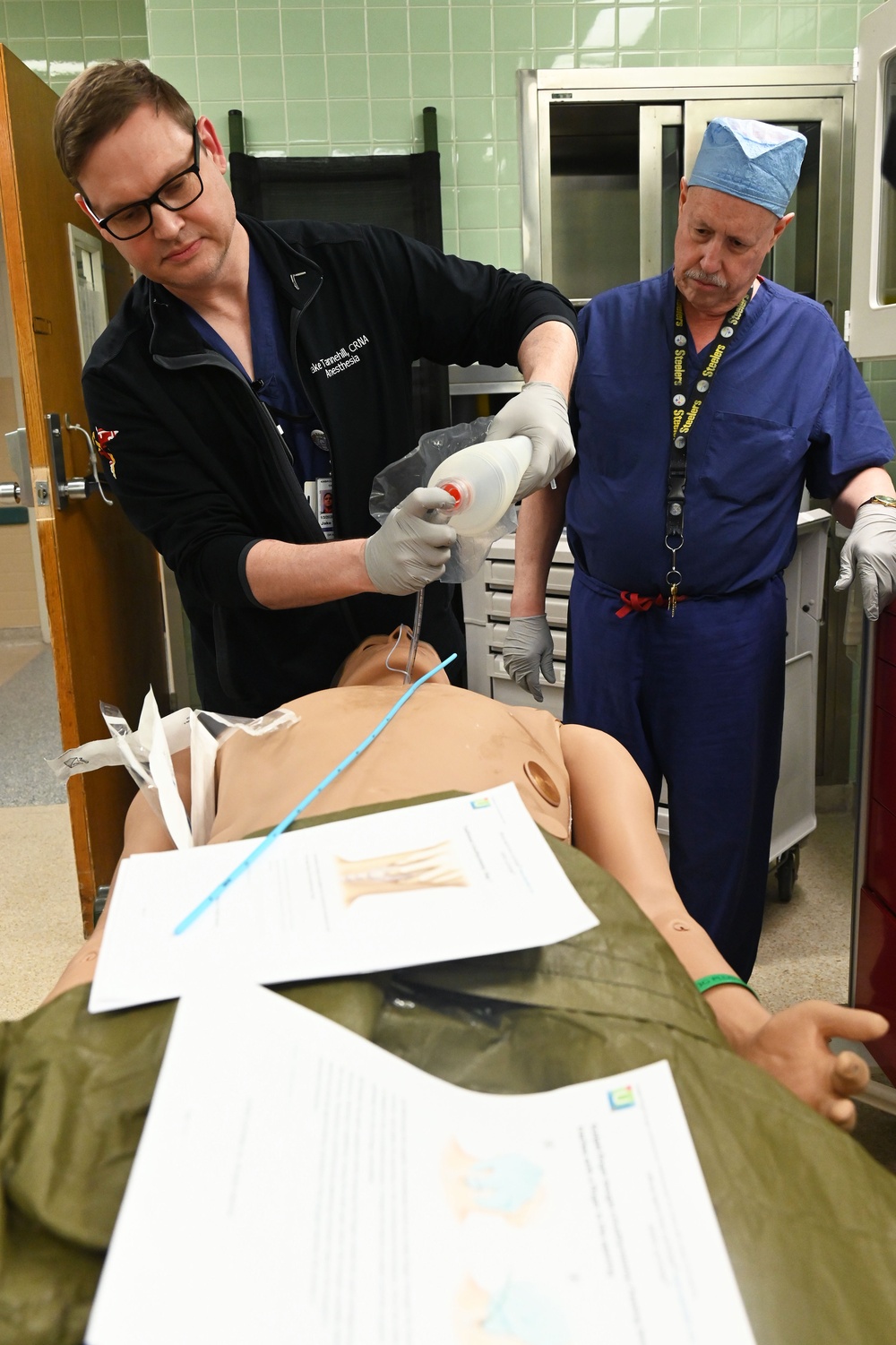 Simulating an emergency cricothyrotomy