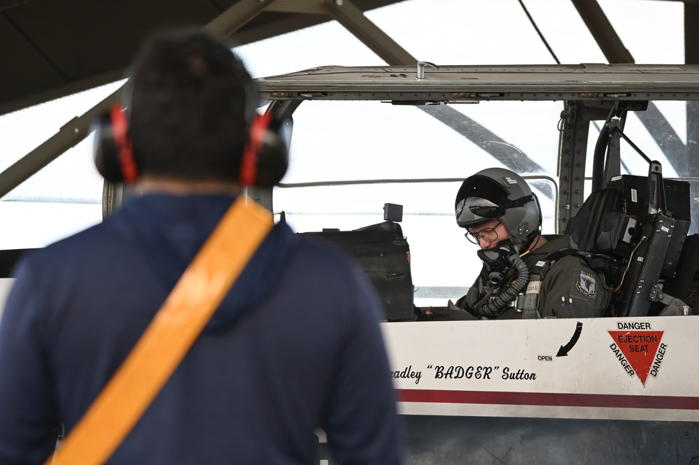 Laughlin's flight line