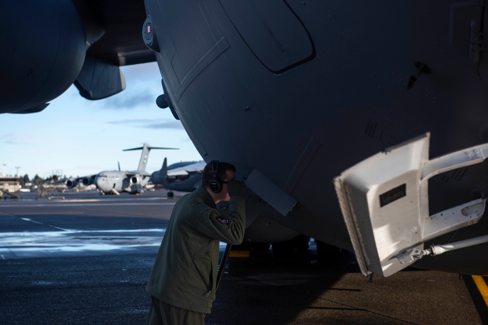 4th Airlift Squadron stays ready with training flights