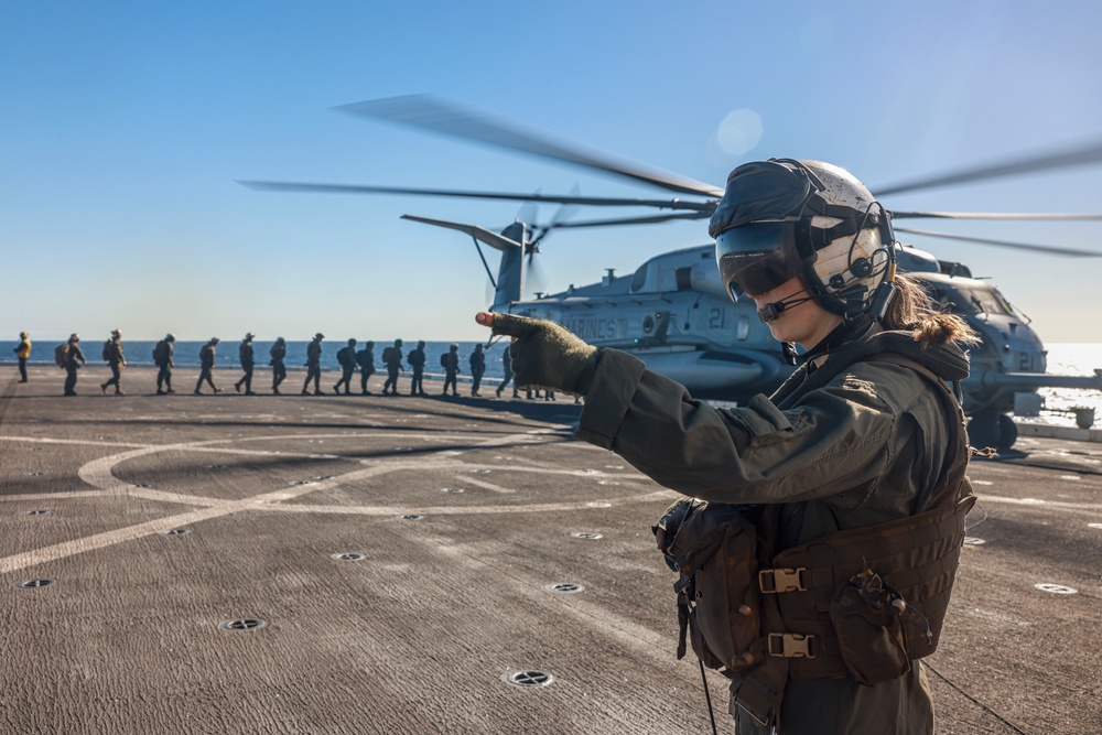 15th MEU Departs USS Somerset After Completing Integrated Training