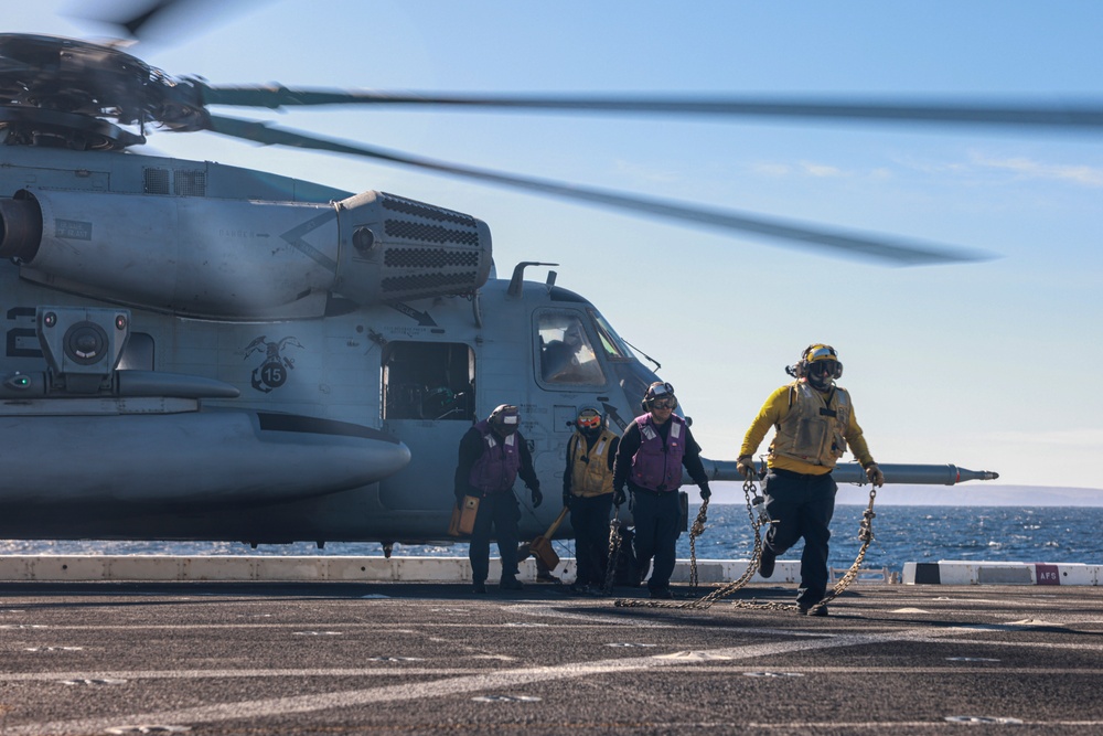 15th MEU Departs USS Somerset After Completing Integrated Training