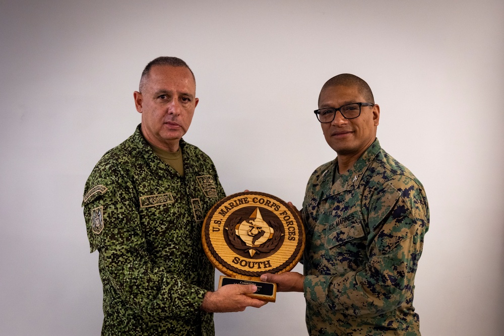 U.S. Marine Corps Forces, South, and Infantería de Marina de Colombia participates in staff planner working group