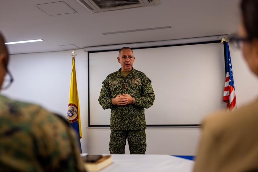 U.S. Marine Corps Forces, South, and Infantería de Marina de Colombia participates in staff planner working group