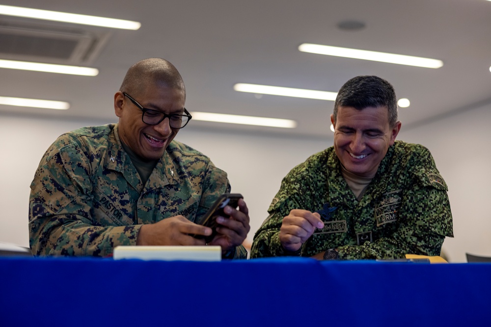 U.S. Marine Corps Forces, South, and Infantería de Marina de Colombia participates in staff planner working group