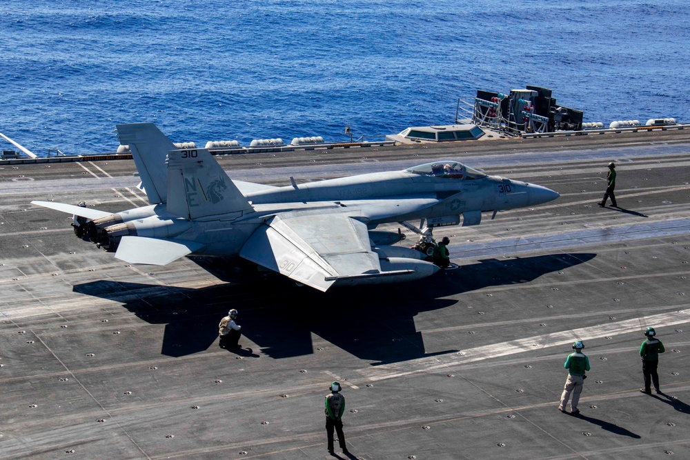 USS Carl Vinson (CVN 70) Conducts Flight Operations