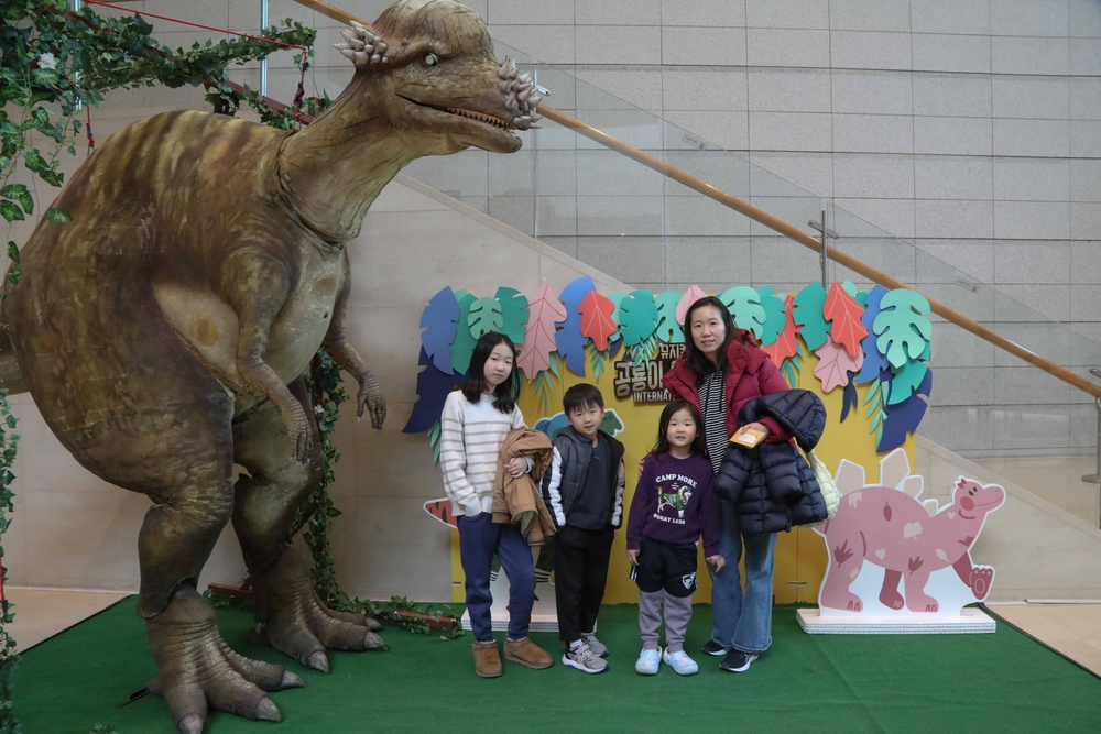 Dinosaurs Come Alive at the National Museum in Yongsan