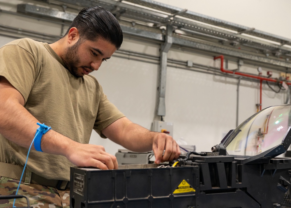 Avionics Airmen: back shop behind the scenes keeping Aircraft mission capable