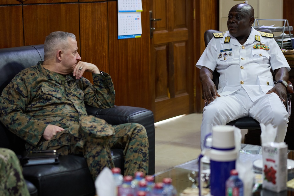 U.S. Marine Corps Maj. Gen. Sofge visits TEMA Naval Base