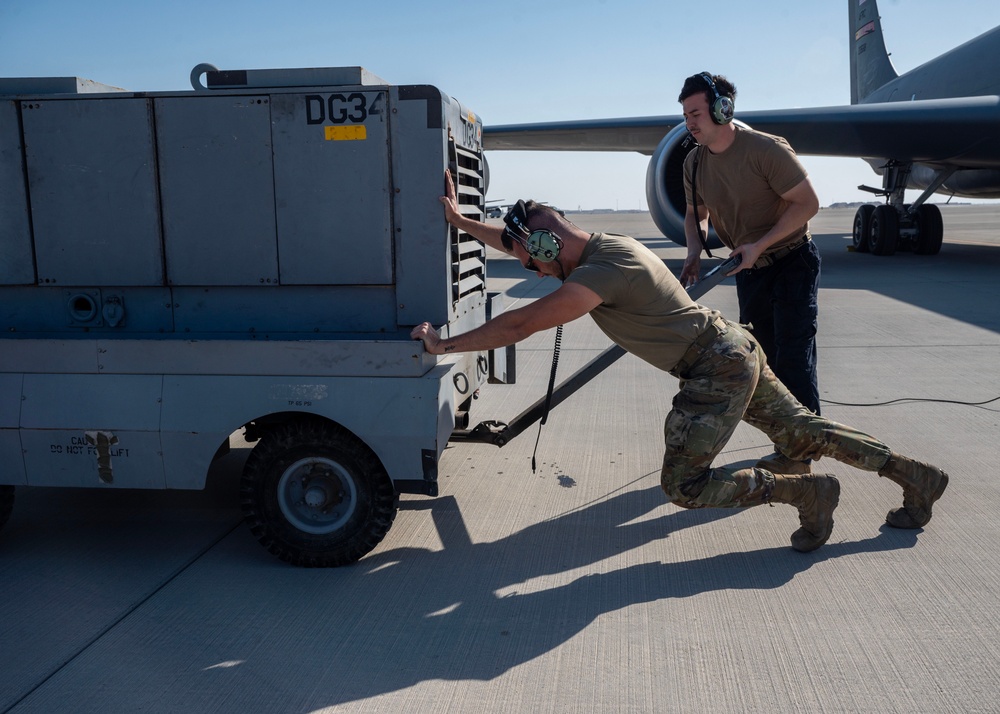 Maintenance Airmen ensure airborne excellence