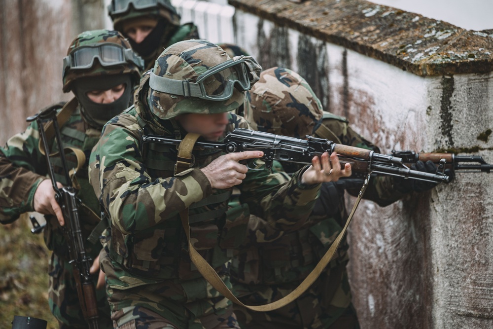 Moldovan Soldiers Train at JMRC