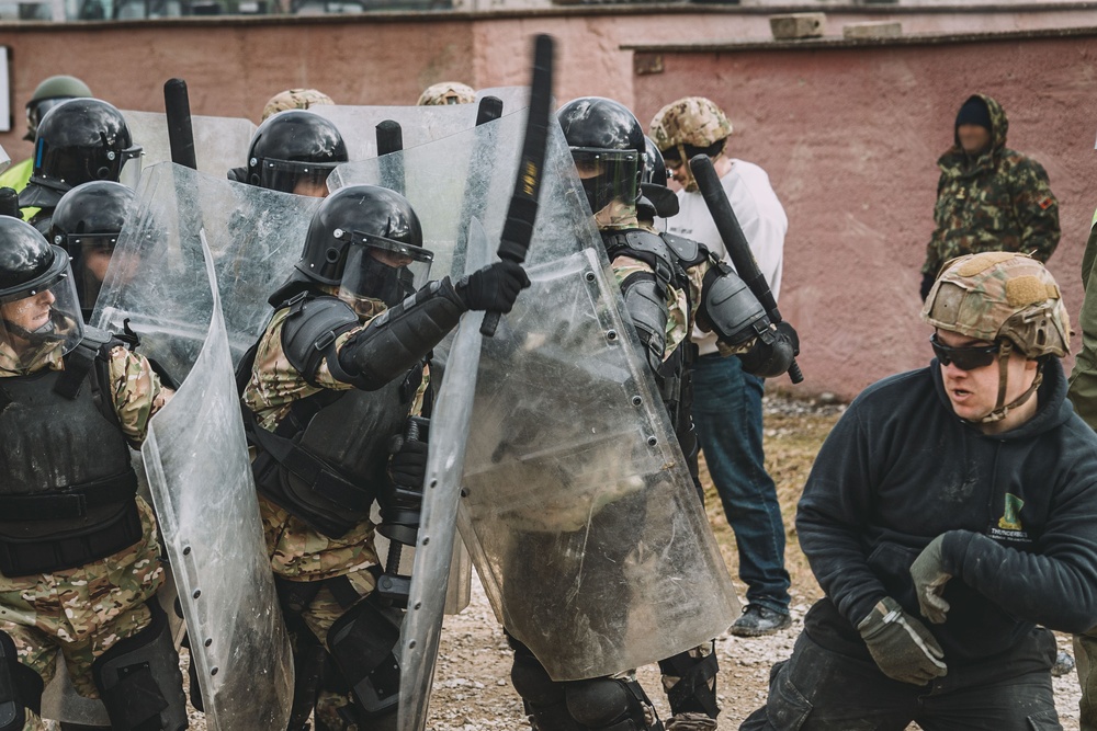 Albanian Soldiers Conduct CRC Training at JMRC