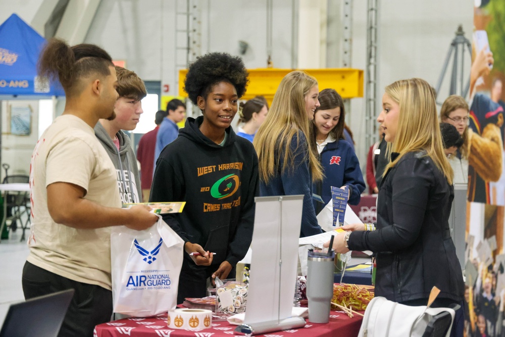 ANG Recruiters Hosts Career Fair at CRTC