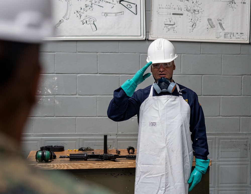 U.S. Marine Corps Colonel Victor Pastor visits Colombian Amphibious Maintenance Battalion