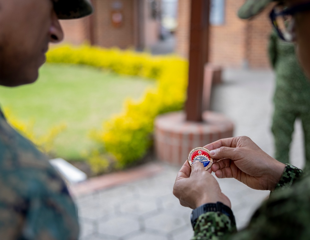 U.S. Marine Corps Colonel Victor Pastor visits Colombian Amphibious Maintenance Battalion