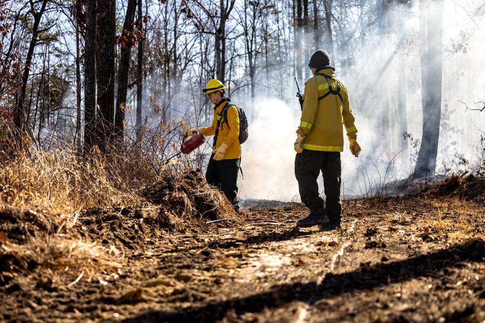 Quantico Firefighters Conduct Controlled Burn