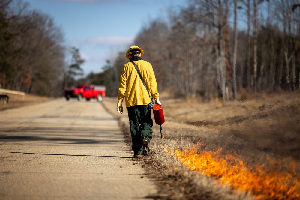 Quantico Firefighters Conduct Controlled Burn