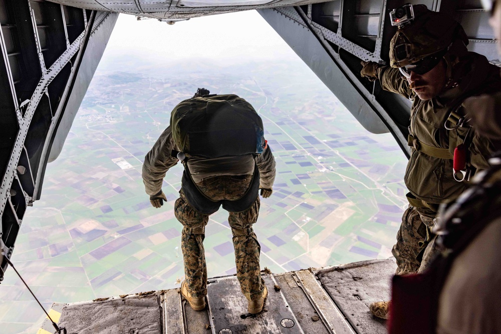 This Isn’t Flying, It’s Falling With Style: 26th MEU(SOC) MSPF and Hellenic Marines execute HALO/MFF training in Greece