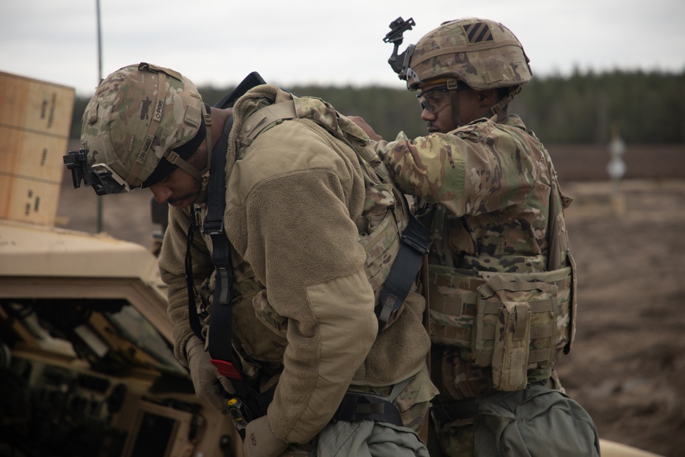 DVIDS - Images - Task Force Provider Soldiers execute a convoy live ...