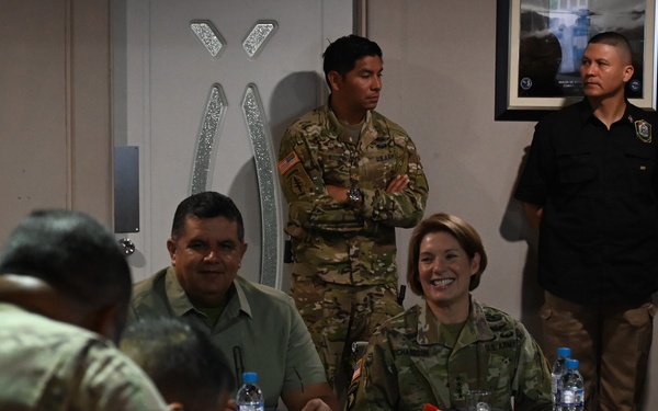 U.S. SOUTHCOM leadership visits Panama