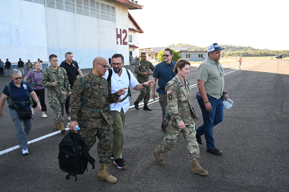 U.S. SOUTHCOM leadership visits Panama