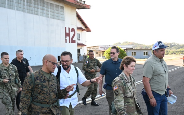 U.S. SOUTHCOM leadership visits Panama